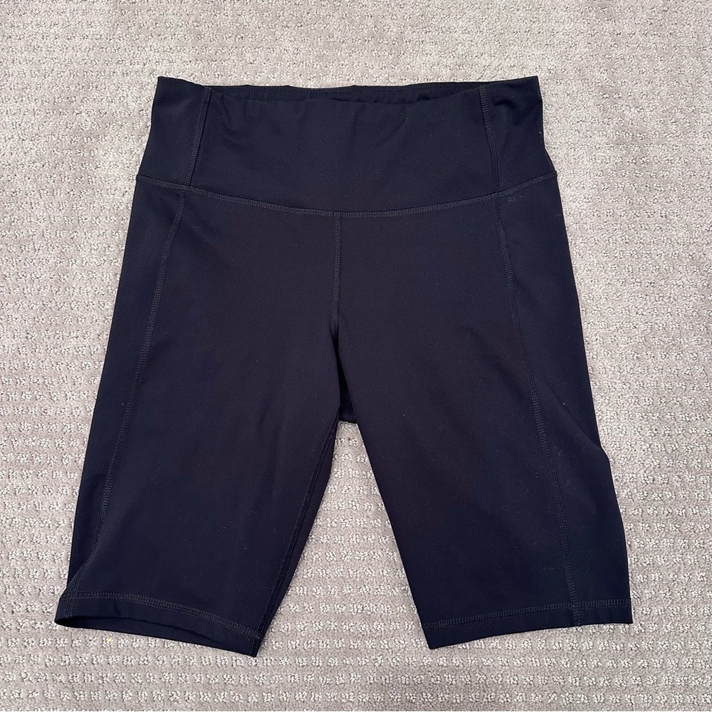 All In Motion Women’s High Rise Bike Shorts – Black – Size Large, 10 inch